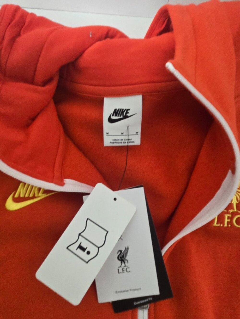 Nike Liverpool FC Women's Full-Zip Hoodie Jacket NWT Medium Red Yellow Grey - Picture 8 of 9